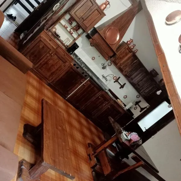 Tosa Inn, ξενοδοχείο σε Miroglio