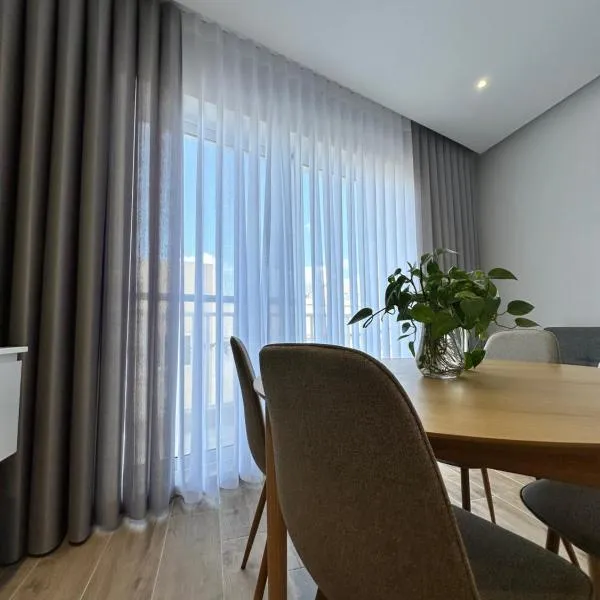 Tan-Nanniet Two Bedroom Apartment โรงแรมในมาร์ซาชล็อก