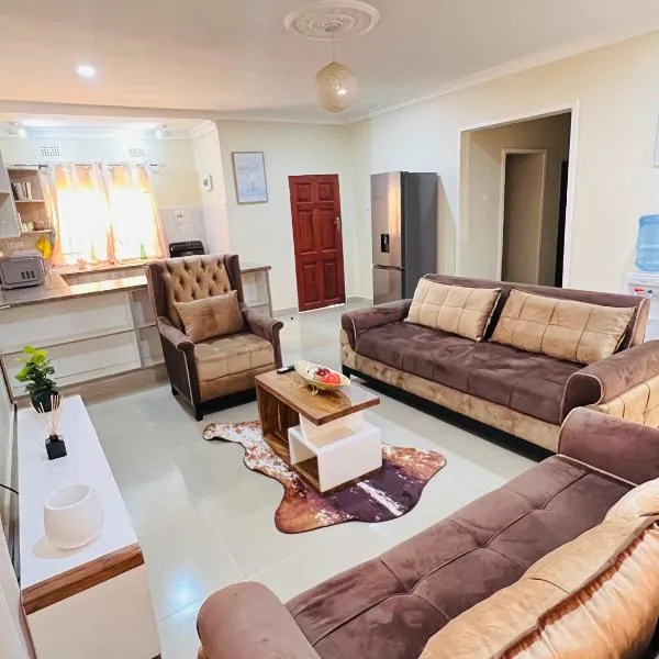 Hibiscus Apartments, hotel u Ndoli