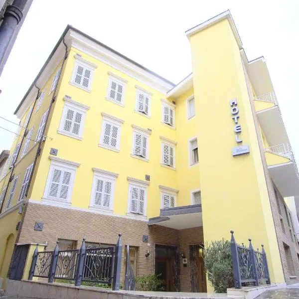 Hotel Milano, hotel in Tolentino