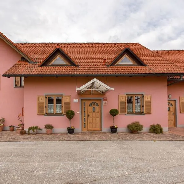 Viesnīca Turistična kmetija Protner pilsētā Pernica