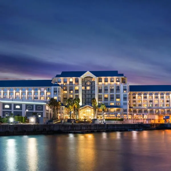 The Table Bay Hotel: Cape Town şehrinde bir otel
