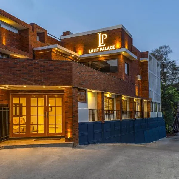 Hotel Lalit Palace photo 2