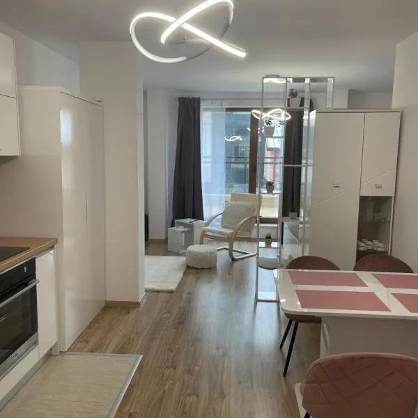 SOFIA CENTRAL LUXURY APARTMENT "2A" with parking, hotel in Sofia