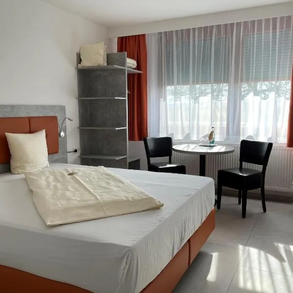 Hotel Frankenhöhe, hotel in Aurach
