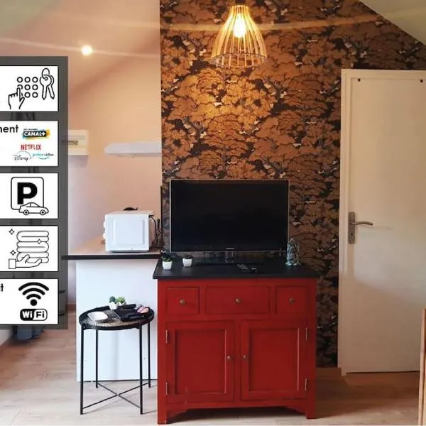Japan House : studio en bois Zen - Wifi - Parking gratuit, hotel v mestu Angoulême