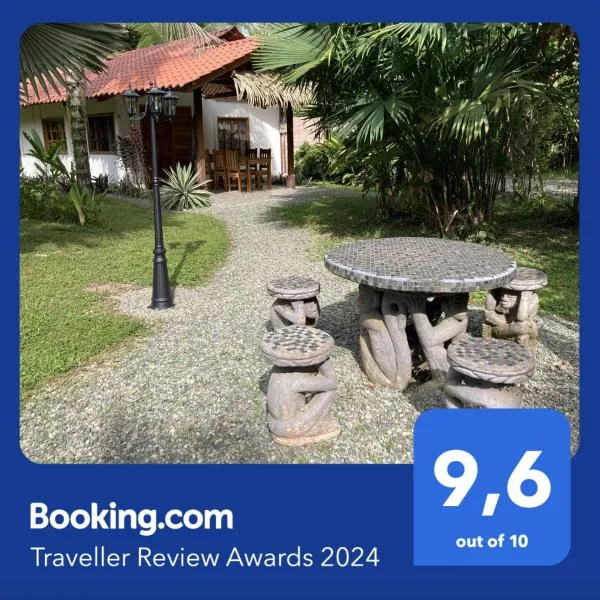 Pura Vida Vegana, hotel v destinaci Cahuita