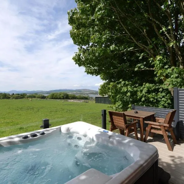 Lomond View, hotel a Langbank