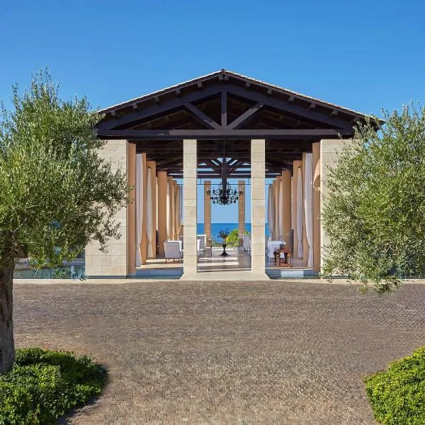 The Romanos, a Luxury Collection Resort, Costa Navarino, hotel in Vromonérion