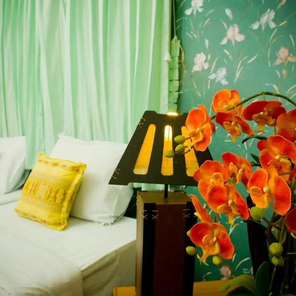 Huaykhakhaeng Country Home Resort, hotel di Ban Rai