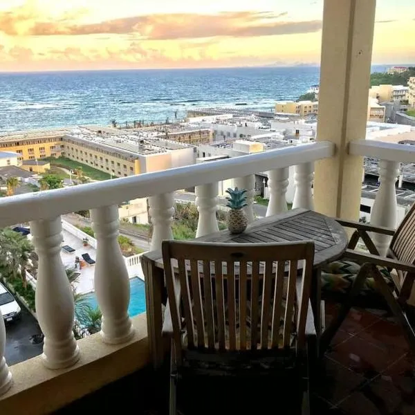 702 w/ a view at Princess Heights, hotel v destinaci Dawn Beach