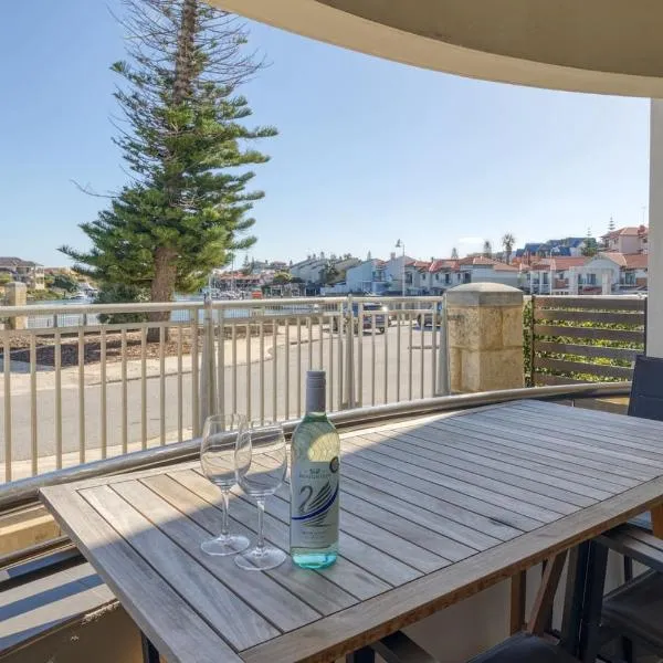 Boardwalk Bliss - Explore the Lively Mindarie Marina, hotel v destinaci Mindarie