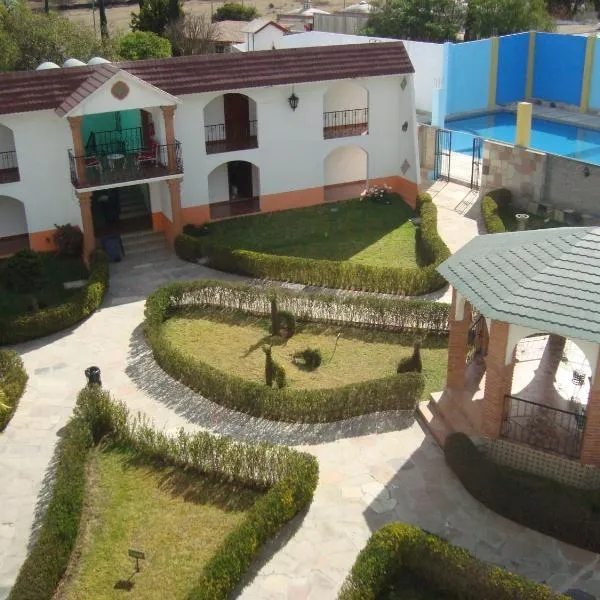 Hotel Santa Barbara, hotel v destinaci Huichapan