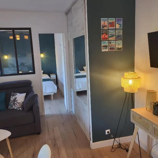 Charmant appartement avec jardin, hotel em Bénodet