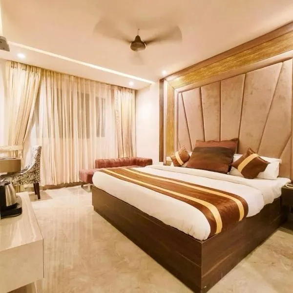Hotel CJ International, hotel em Amritsar