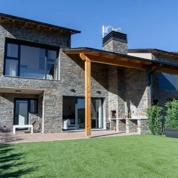 Casa rural de lujo en Alt Urgell, Pirineos., hotel v destinaci Aravell