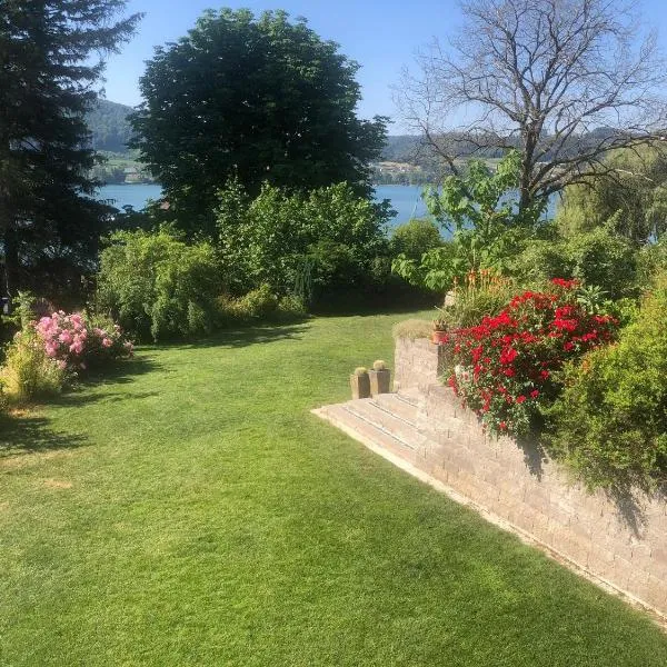 Ferienwohnung mit Blick auf den See, hotel v destinaci Öhningen