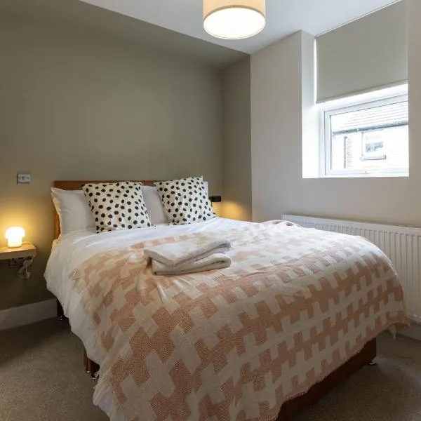 Broughton Place: Contemporary Apartments in Liverpool, хотел в Ливърпул