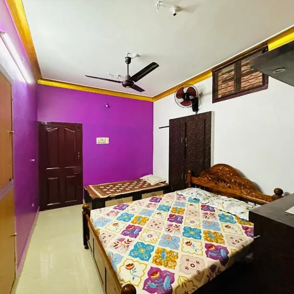 Amaravathi Home Stay, hotel di Kalasapākkam