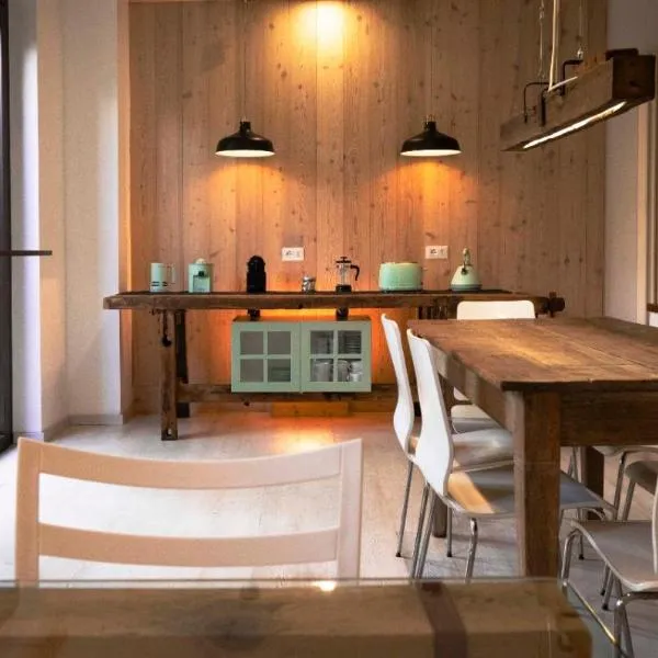 WoodBnb、Cassina Rizzardiのホテル