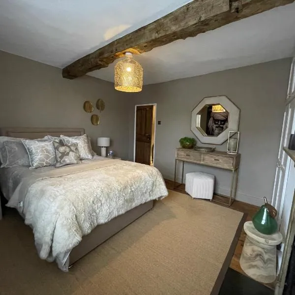 3-storey luxury Georgian house, High St, Henley-in-Arden, hotel in Henley in Arden