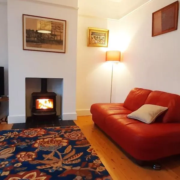 Stylish Victorian House, hotel in Watford