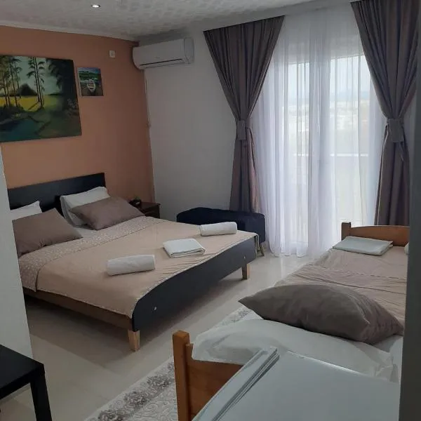 Becic Apartments, hotel v destinaci Ulcinj