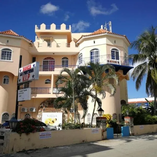Caribbean Paradise steps to DayPass Resort&Beach, hotell i La Laguna