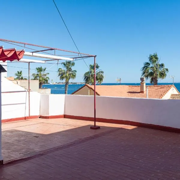 Ático Almyra Los Alcázares, ξενοδοχείο σε Los Alcázares