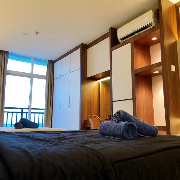 SLEPTOPIA Premium Unit with Twin Queen Bed, hotel in Nagoya