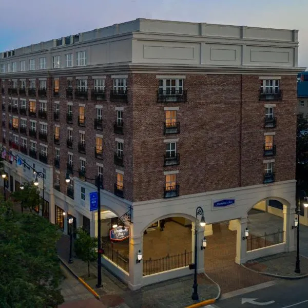 Hampton Inn Savannah Historic District, hotell i Savannah