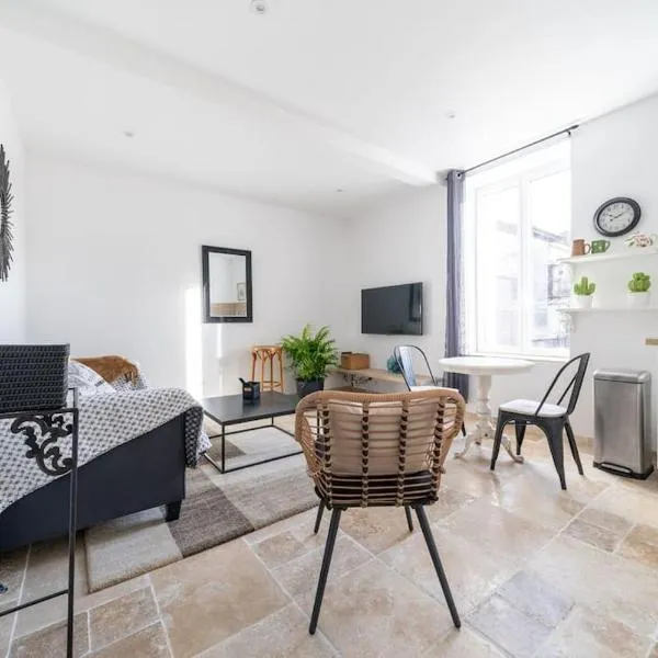 La maison de Lili aux portes du Luberon, отель в городе Кавайон