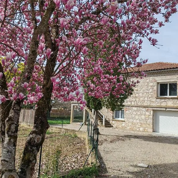 Appartement T3 NEUF proche centre ville, Clim et Parking et Centrale EDF, hotel v destinaci Valence