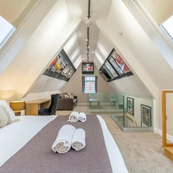 The Old School House - Luxury Themed Apartments, hotel in Nottingham