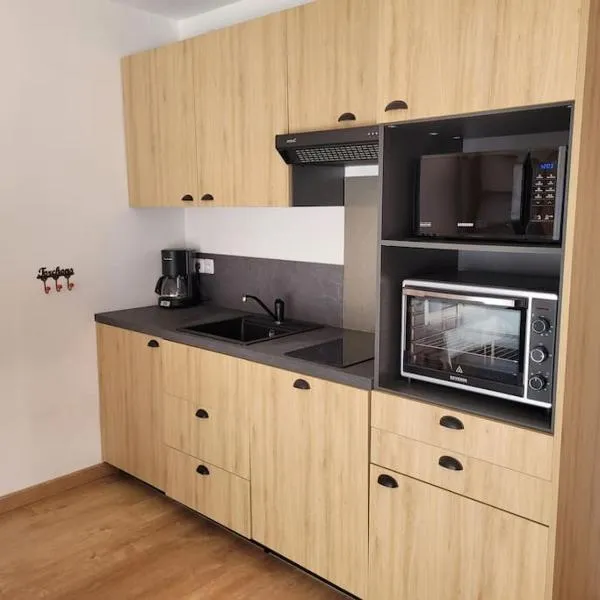 Studio cabine 4 couchages – hotel w mieście Font-Romeu-Odeillo-Via