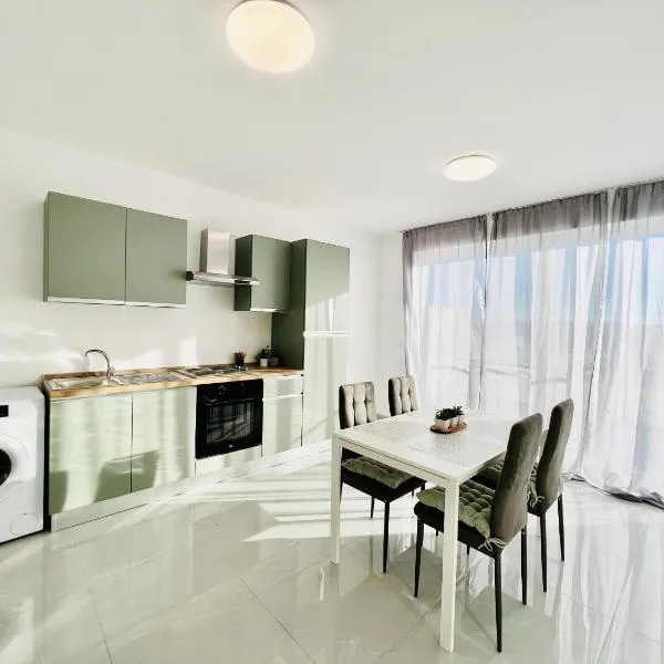 SUNSHINE SUITS - BRAND NEW APARTMENTS, hótel í Msida