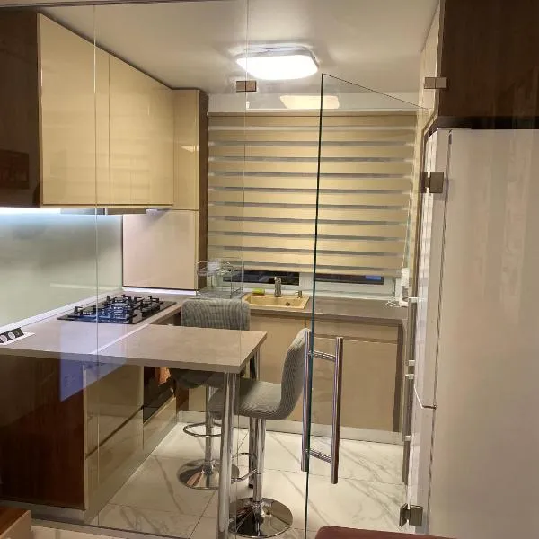 Apartament modern -mobilat nou, hotel en Chiajna