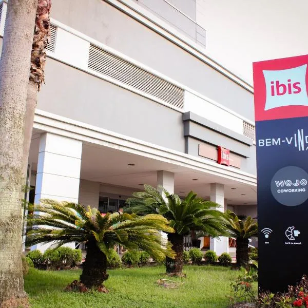 ibis Sao Jose, hotel u gradu 'São José'