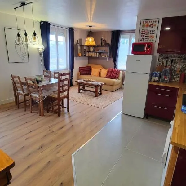 Le Duplex: Monchy-Saint-Éloi şehrinde bir otel