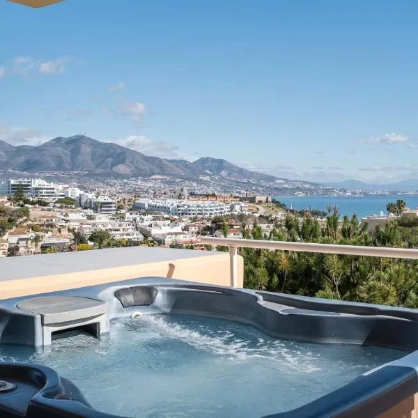 Malibu Mansions by the beach by ALFRESCO STAYS, hotel v destinaci Mijas Costa