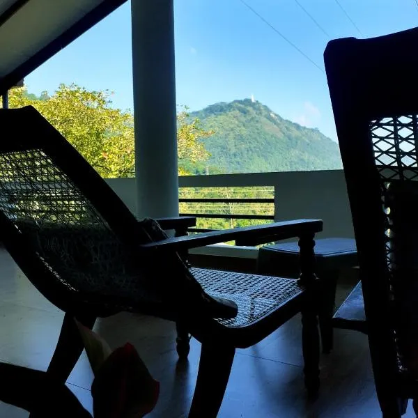 Travelers' Nest Homestay, hotel in Gampola