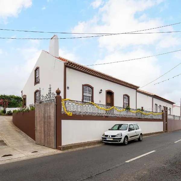 Casa das Rosas, hotel v destinaci Angra do Heroísmo