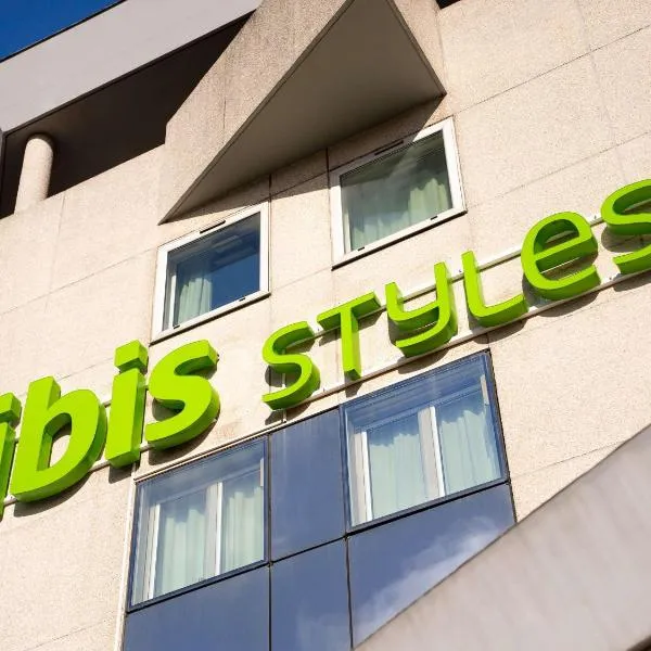 ibis Styles Chatenay Malabry Paris Sud, hôtel à Châtenay-Malabry