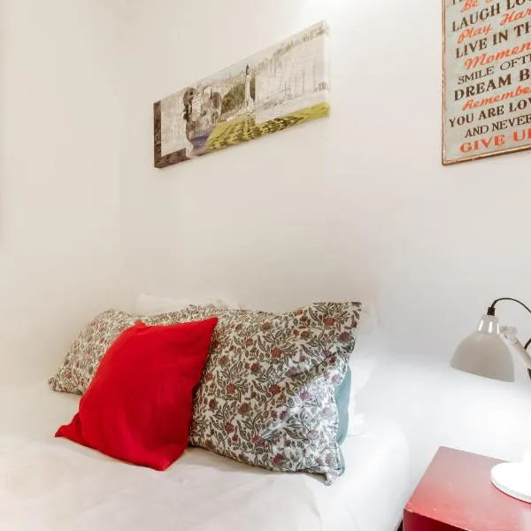 024 B - Cosy Retreat in Madragoa -Lisbon