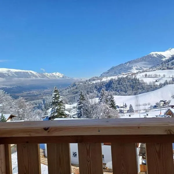 Ferienwohnung Maria & Luis, hotel in Kolsass