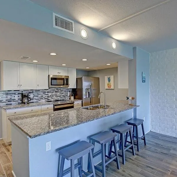 A Salty Day Getaway at Sea Sands Condominiums, hotel in Port Aransas