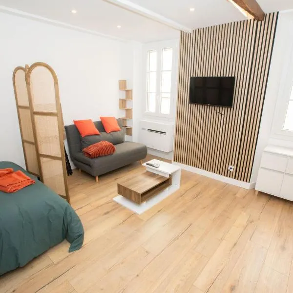 Cozy studio in Villefranche-sur-Mer, hotell i Villefranche-sur-Mer