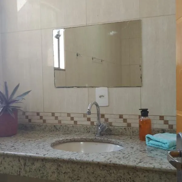 Suíte próxima à Univas/Fátima, hotel v destinaci Pouso Alegre