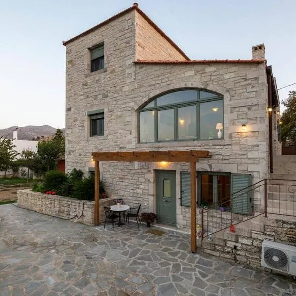 Quiet stone house near Plakias, hotel in Áyios Ioánnis