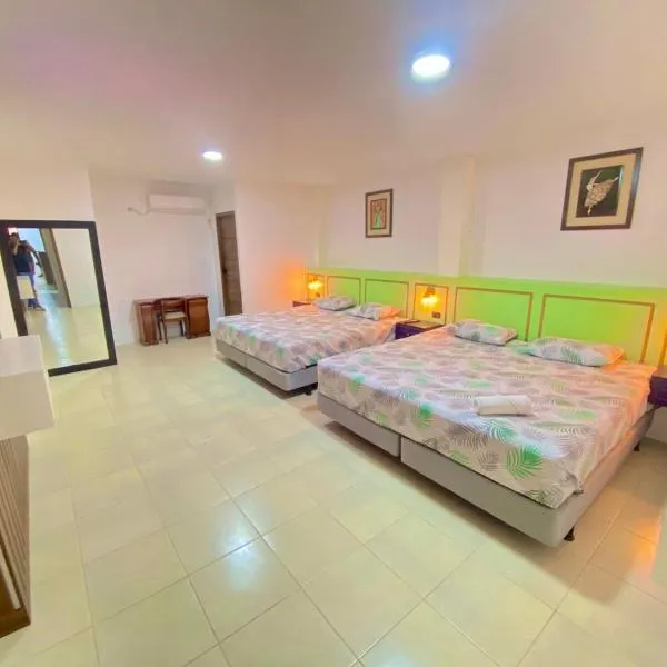 Hostal Marle, hotel v destinaci Portoviejo